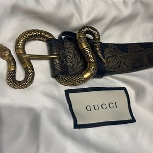 Black Gucci snake belt